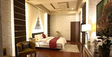 Hotel Heaven Heights