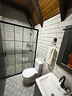 Moon House Bungalow