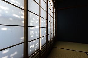 Shinmichi Ayame-An