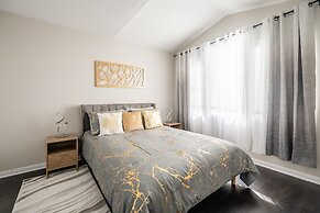 GLOBALSTAY Modern 3 BD House in Brampton