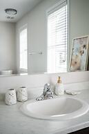 GLOBALSTAY Modern 3 BD House in Brampton