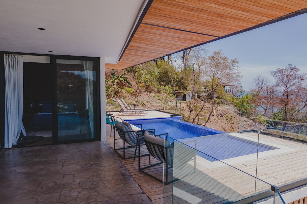 Casa Nina Santa Teresa