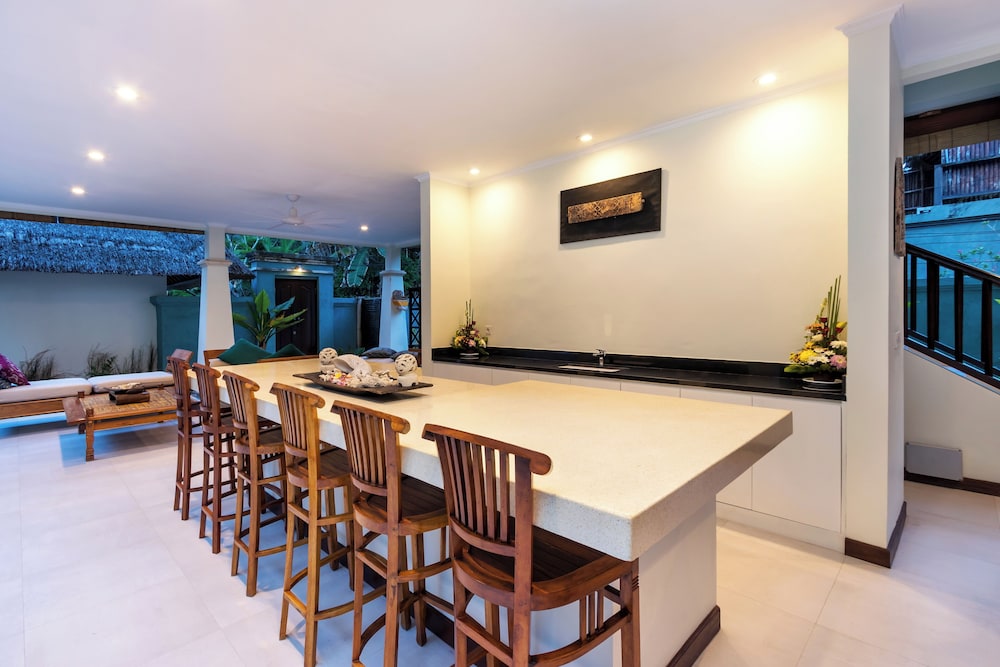 Beautiful Private Pool Villa by the Beach in Candidasa