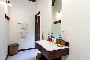 Beautiful Private Pool Villa by the Beach in Candidasa