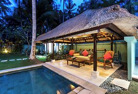 Beautiful Private Pool Villa by the Beach in Candidasa