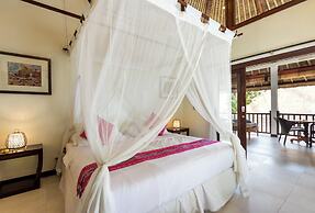 Beautiful Private Pool Villa by the Beach in Candidasa