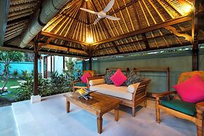 Beautiful Private Pool Villa by the Beach in Candidasa