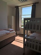 Eden Quay Lodge
