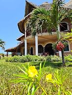 Room-38m2 Turtle Suite in a 560 m2 Villa
