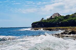 Room-38m2 Turtle Suite in a 560 m2 Villa