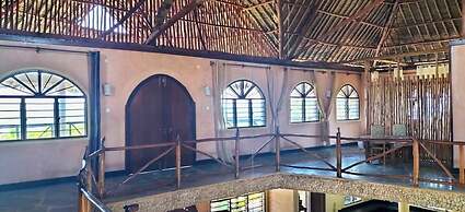 Room-38m2 Turtle Suite in a 560 m2 Villa