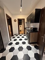 JRE Abdoun Rooftop 2bedroom Kh&sh 02