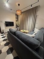 JRE Abdoun Rooftop 2bedroom Kh&sh 02