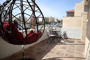 JRE Abdoun Rooftop 2bedroom Kh&sh 02
