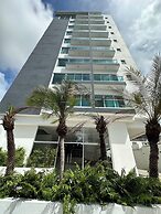 Central Suites Tower