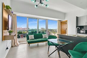 Central Suites Tower