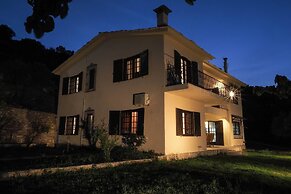 Sonia Rustic Mansion - 5bd 30 Sec Walk T
