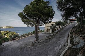 Sonia Rustic Mansion - 5bd 30 Sec Walk T