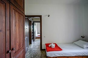 Sonia Rustic Mansion - 5bd 30 Sec Walk T