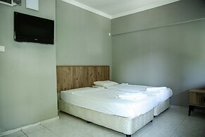 Ali LVV