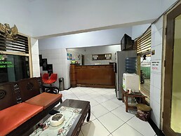 OYO 92675 Hotel Rosna