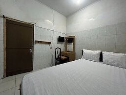 OYO 92675 Hotel Rosna