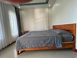 Four-G Homestay