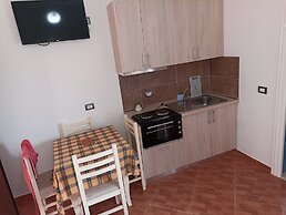 Studio Apartment Hamallaj Beach
