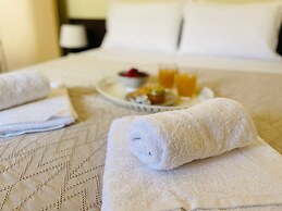Cozy Nest - 2min To Beach, 6min Walk To