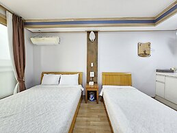 Red Castle Pension