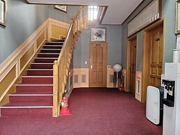 Red Castle Pension