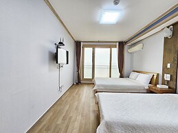 Red Castle Pension