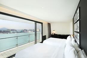 Hotel Marinabay Korea (Ara)