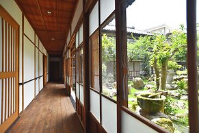 IZUTSURO