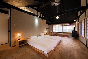 IZUTSURO