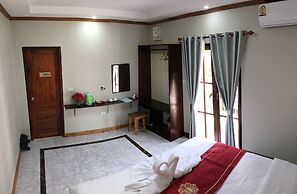 Le KhounSok Boutique Hotel