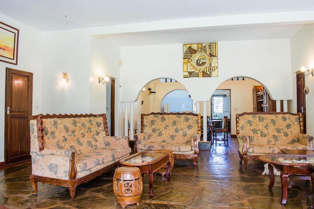 Kijani Cottages Diani