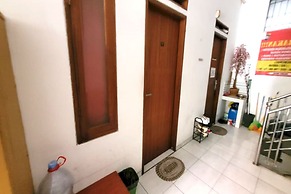 Hotel O Regol Srimahi Residence