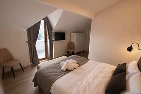 Elegance Suites