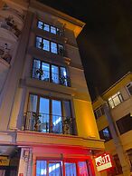 Elegance Suites