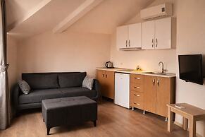 Elegance Suites