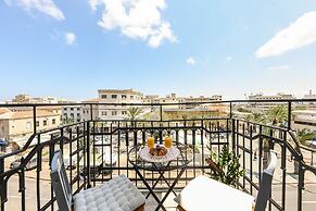Vintage Charm 1BR Apt w Balcony & View