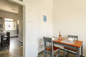Vintage Charm 1BR Apt w Balcony & View