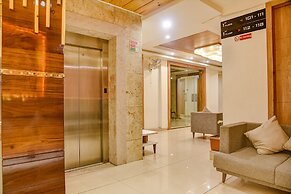 Fabhotel Om Palace