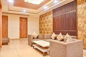 Fabhotel Om Palace
