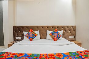 Fabhotel Om Palace