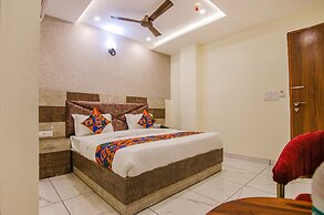 Fabhotel Meridian Inn