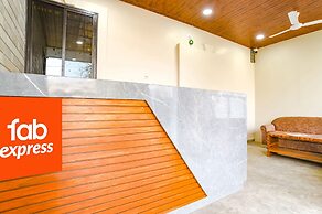 FabHotel Adiyogi Aura