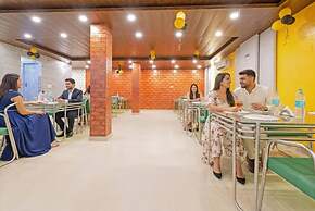 FabHotel Golden Leaf Mansarover