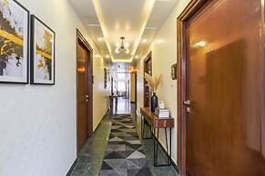 FabHotel Tipsyy Inn Suites